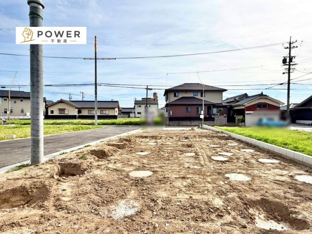 岡崎市昭和町中屋敷の外観|現在建築中のため、real な仕上がりをいち早くご覧になりたい方は、現地でのご案内も可能です。お気軽にお問い合わせください。									
									