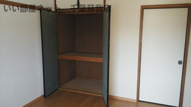 ヒルズ長島Ｃの収納|便利な収納スペースです