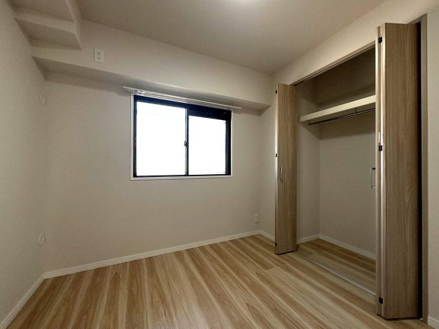 ライオンズマンション大高緑地の洋室|洋室約4.2帖
