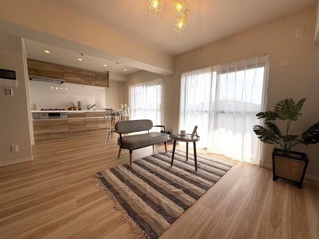 ライオンズマンション大高緑地の居間・リビング