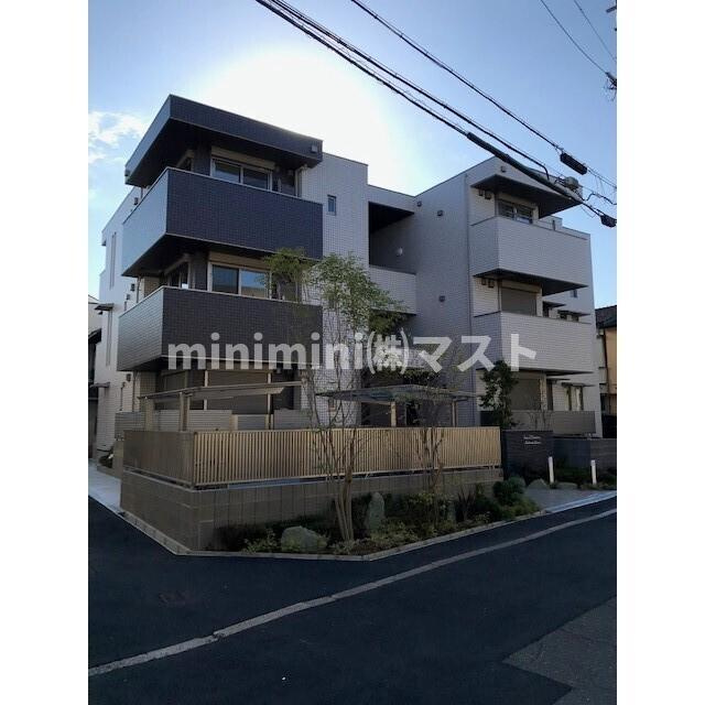 YOURMAISON 粉浜駅前の外観