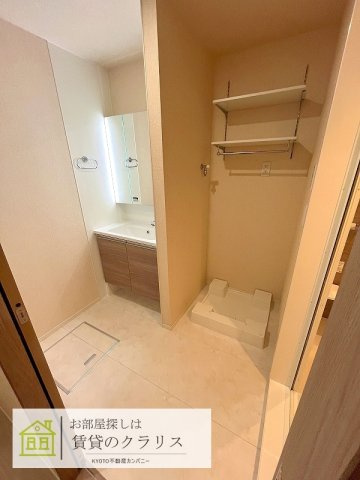 D-Room京都壬生の洗面所