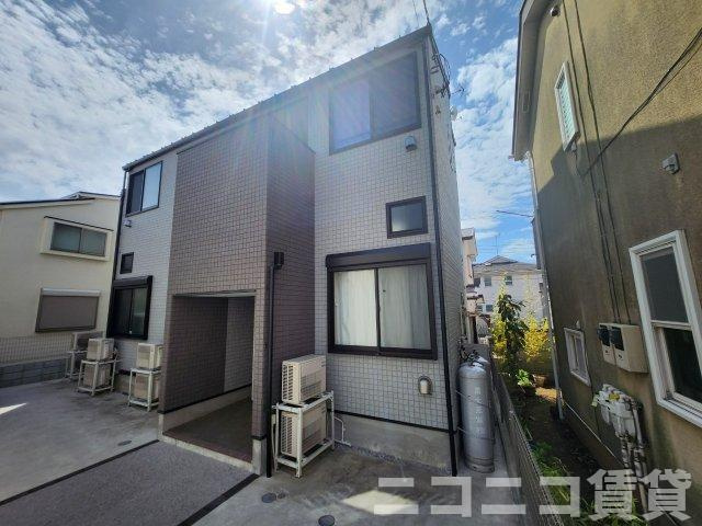 練馬区上石神井南町のアパートの外観