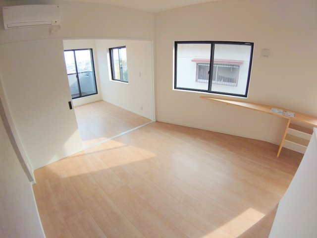 【居間・リビング】 | 中山荘園LOHAUS2