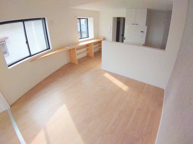【居間・リビング】 | 中山荘園LOHAUS2