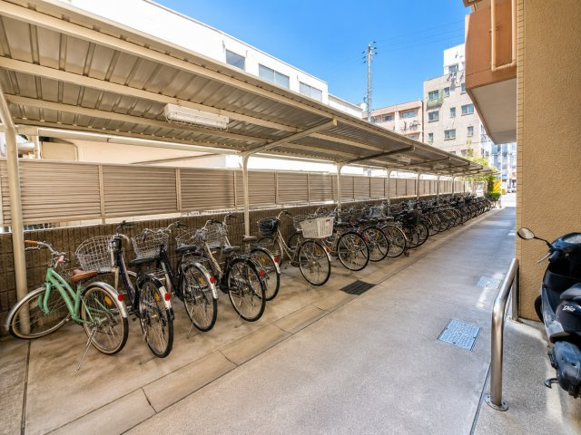 ライオンズステーションプラザ安城の駐輪場