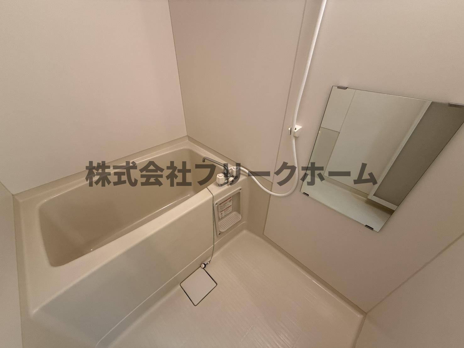 サイプレスタウン Aの浴室