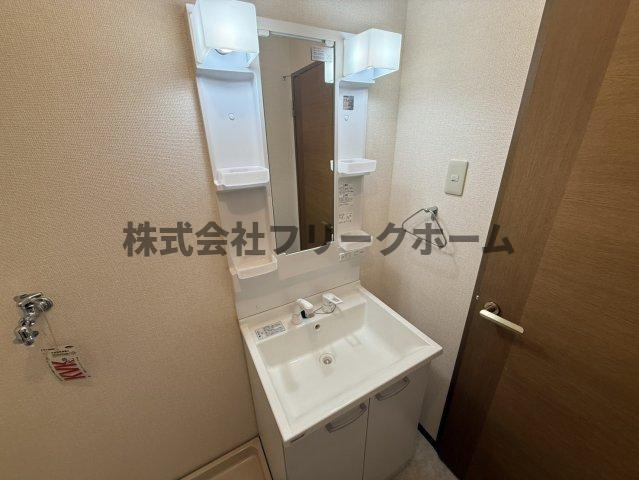 サイプレスタウン Aの洗面所