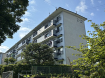 藤の台団地32号棟の画像