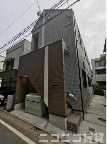 杉並区上井草３丁目のアパートの外観|
