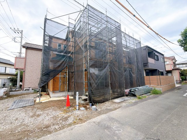 ハートフルタウン さいたま市西区佐知川529番の前面道路含む現地写真