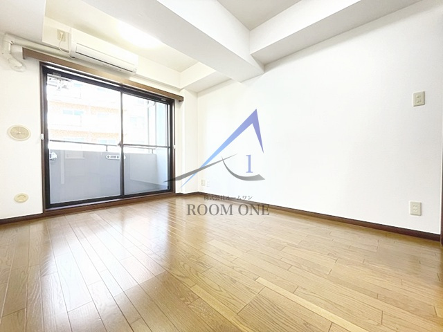 ライオンズマンション後楽園 の居間・リビング|洋室のお部屋です。