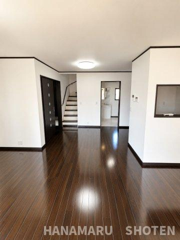 中古　市原市五所の居間・リビング|＊当日ご案内可＊ご希望の物件まとめてご案内！弊社が掲載していない物件でもOK♪お気軽にご相談ください ♪お電話でのお問合わせがスムーズ♪
