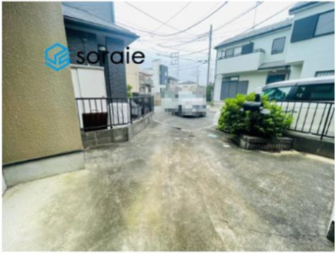 川越市木野目　中古戸建ての駐車場|10/5　撮影