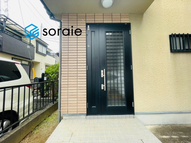 川越市木野目　中古戸建ての玄関|10/5　撮影