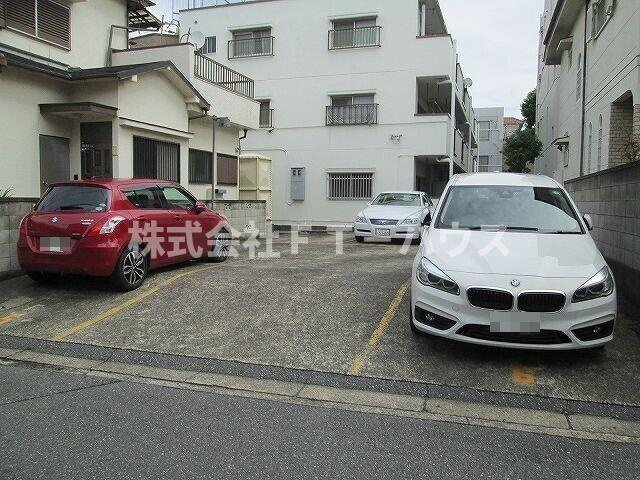 Ｂａｓｅの駐車場