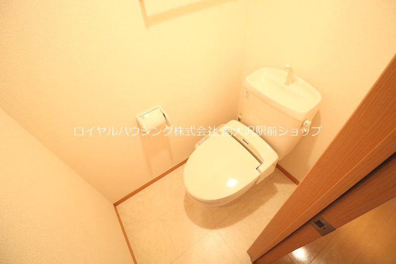 温水機能付きのトイレです！