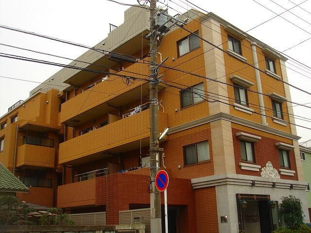 エルミタージュ横浜ベイの外観