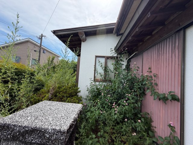 飯塚市枝国 平屋の庭