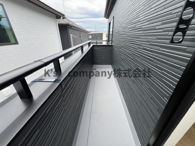 茅ヶ崎市菱沼1丁目　新築戸建　2号棟のバルコニー|2階バルコニー◇◇