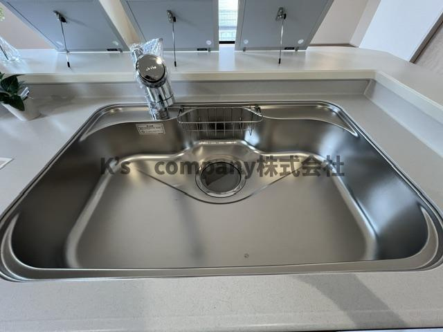 茅ヶ崎市菱沼1丁目　新築戸建　2号棟のキッチン|キッチンシンク◇◇