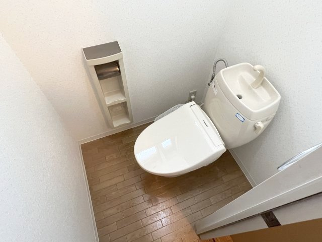 芦屋市清水町のアパートのトイレ