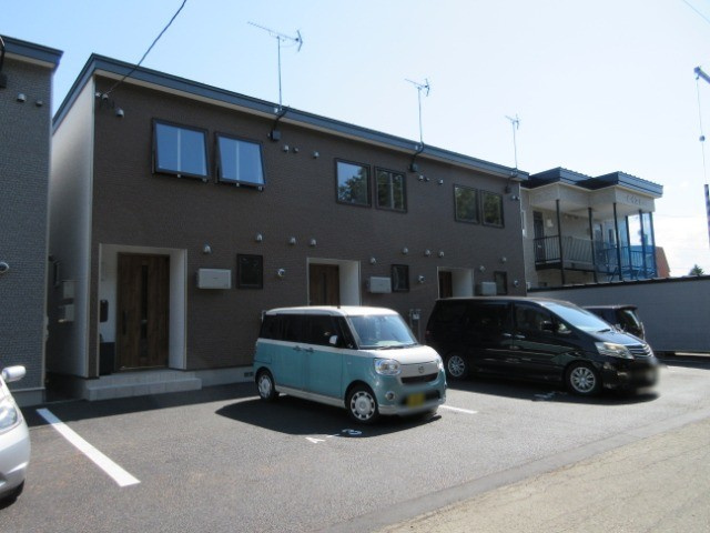 ＴＯＷＮ明和小学校前　西棟