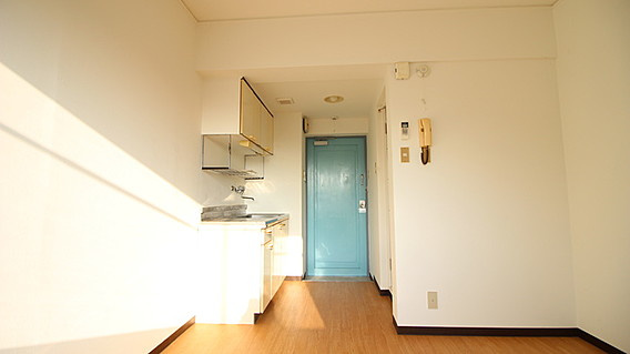 神戸市東灘区鴨子ケ原３丁目の賃貸マンションの洋室