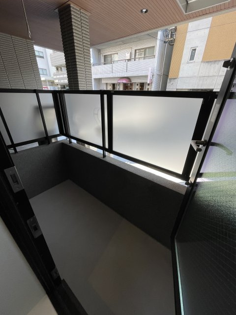 アミュレット三宮のバルコニー