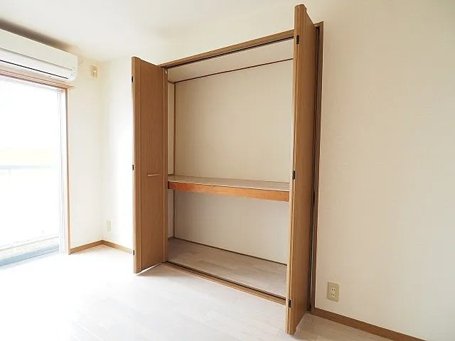 神戸市灘区楠丘町５丁目の賃貸マンションの収納