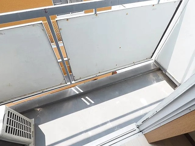 神戸市灘区楠丘町５丁目の賃貸マンションのバルコニー
