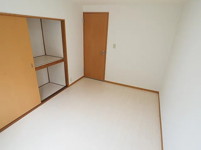 神戸市灘区楠丘町５丁目の賃貸マンションの居間・リビング