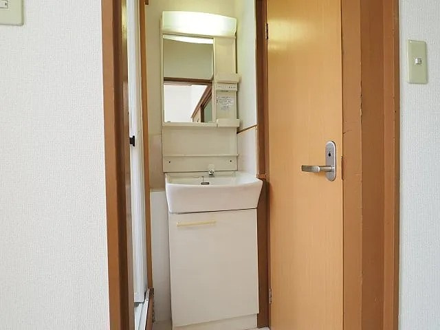 神戸市灘区楠丘町５丁目の賃貸マンションの洗面所