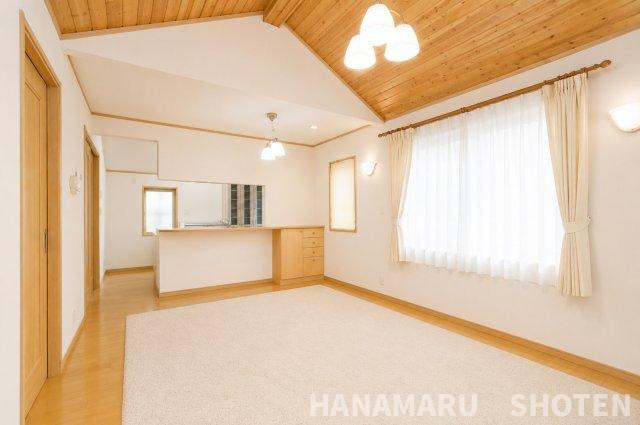 中古　千葉市花見川区千種町の居間・リビング|＊当日ご案内可＊ご希望の物件まとめてご案内！弊社が掲載していない物件でもOK♪お気軽にご相談ください ♪お電話でのお問合わせがスムーズ♪