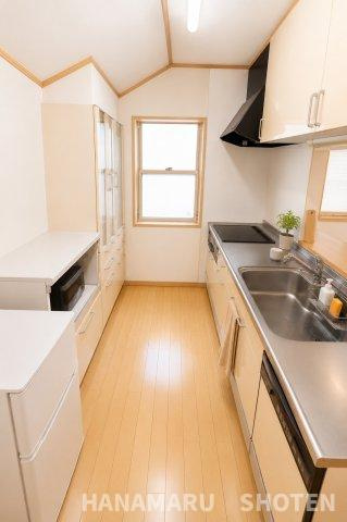 中古　千葉市花見川区千種町のキッチン|＊当日ご案内可＊ご希望の物件まとめてご案内！弊社が掲載していない物件でもOK♪お気軽にご相談ください ♪お電話でのお問合わせがスムーズ♪
