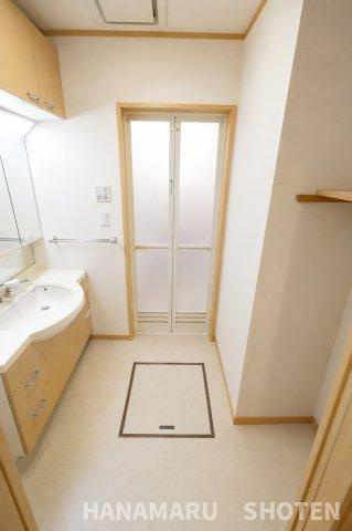 中古　千葉市花見川区千種町の脱衣所|＊当日ご案内可＊ご希望の物件まとめてご案内！弊社が掲載していない物件でもOK♪お気軽にご相談ください ♪お電話でのお問合わせがスムーズ♪