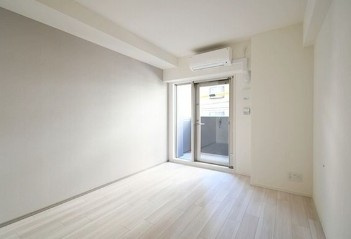 CASA REGULUS新大阪北の居間・リビング