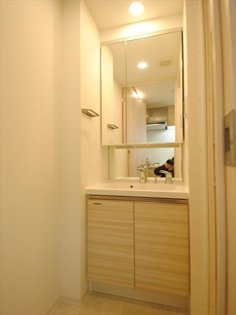 CASA REGULUS新大阪北の洗面所