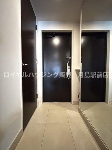 ☆シューズインクローゼットと姿見つきの玄関☆