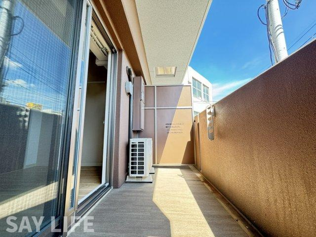 スタシオン河内山本のバルコニー