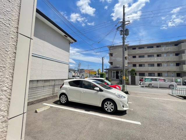 【駐車場】 | エバーグレイス
