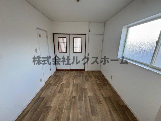 真山ハイツの寝室