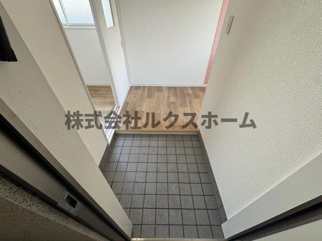 真山ハイツの玄関