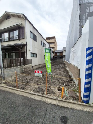 【外観】 | 二人司町　建築条件無し売土地 | 南向き住戸、陽当り良好です♪