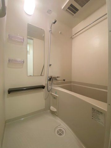 プレサンス上前津エレスタ　名古屋市賃貸　仲介手数料無料の浴室