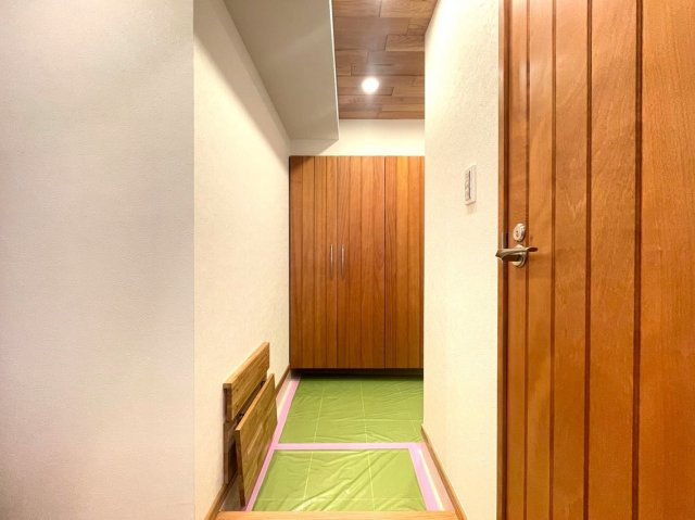 【玄関】
