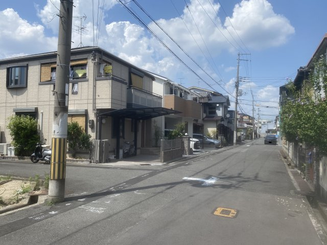 サン・タウン三箇３丁目の前面道路含む現地写真