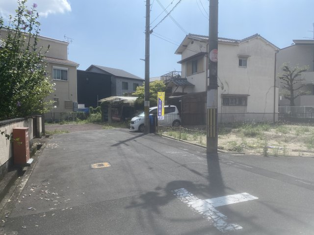 サン・タウン三箇３丁目の前面道路含む現地写真