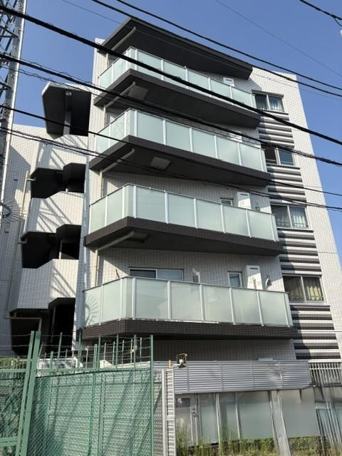 ＧＥＮＯＶＩＡ三軒茶屋ｇｒｅｅｎｖｅｉｌの外観