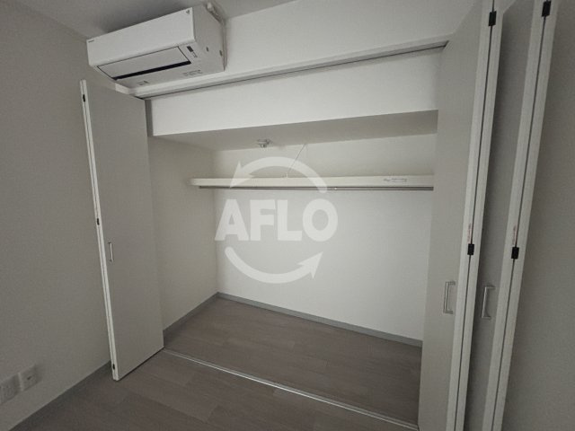 阪神ハイグレードマンション1番館の収納|阪神ハイグレードマンション1番館　ウォークインクローゼット